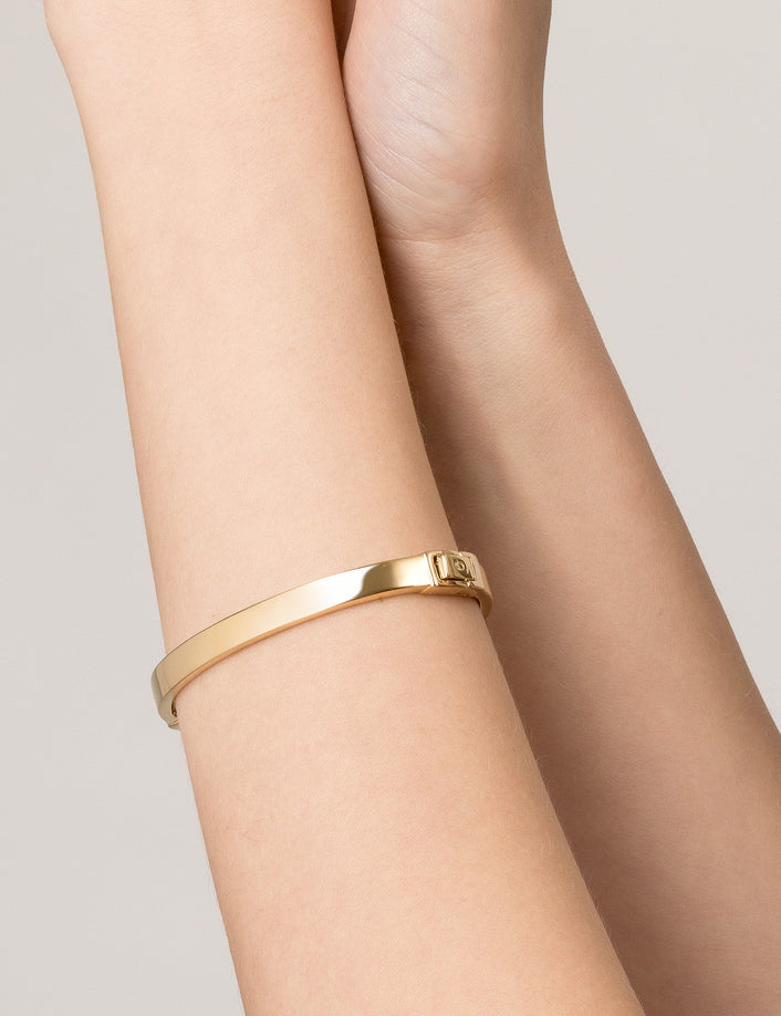 Classic Gold Hinged Bracelet